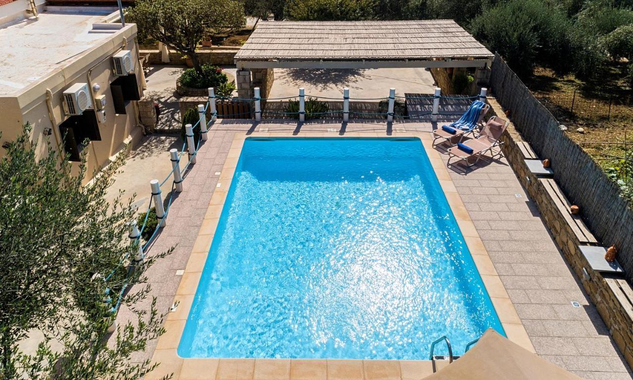 Cretan Heated Pool Villa