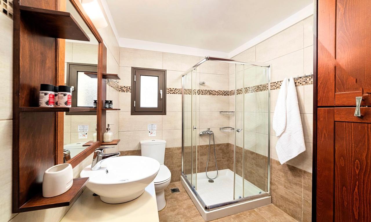 Cretan Heated Pool Villa Kera (West Crete)
