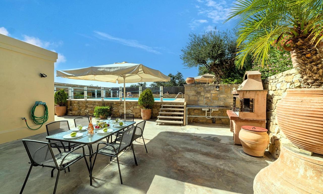 Cretan Heated Pool Villa Kera (West Crete)